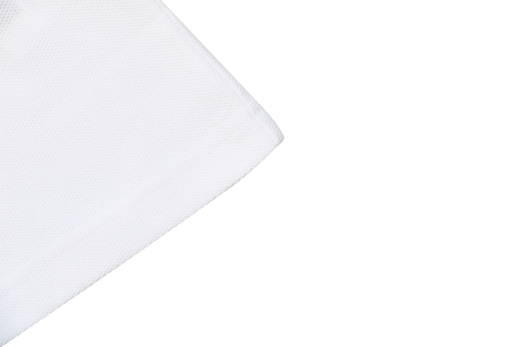 Moncler Signature Script Logo Contrast Collar Short Sleeve Polo Shirt — White / Black
