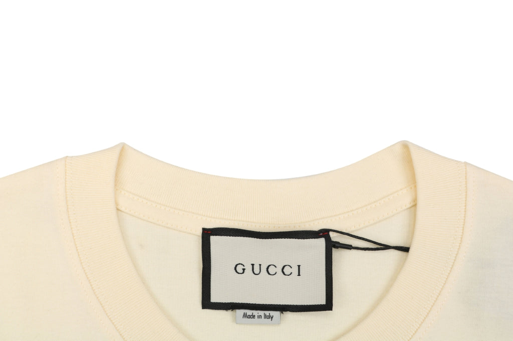 Gucci Cloud Carrot Rabbit Print Short Sleeve Tee